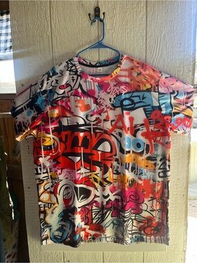 Graffiti Print Kids Tee - Multicolor